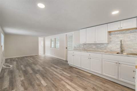 7897 SE Swan Avenue, Hobe Sound FL - photo 6 of 24