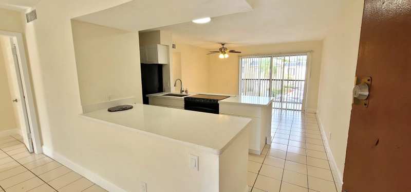 2 bedroom Condominium at 4401 Treehouse Lane #26-F, Arbor Keys, Fort Lauderdale — photo 1