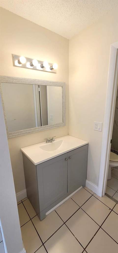 4401 Treehouse Lane #26-F, Fort Lauderdale FL - photo 9 of 10