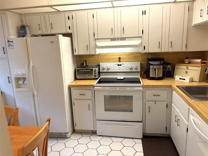 2 bedroom Condominium at 3571 Inverrary Drive #209, Las Vistas At Inverrary, Lauderhill — photo 2