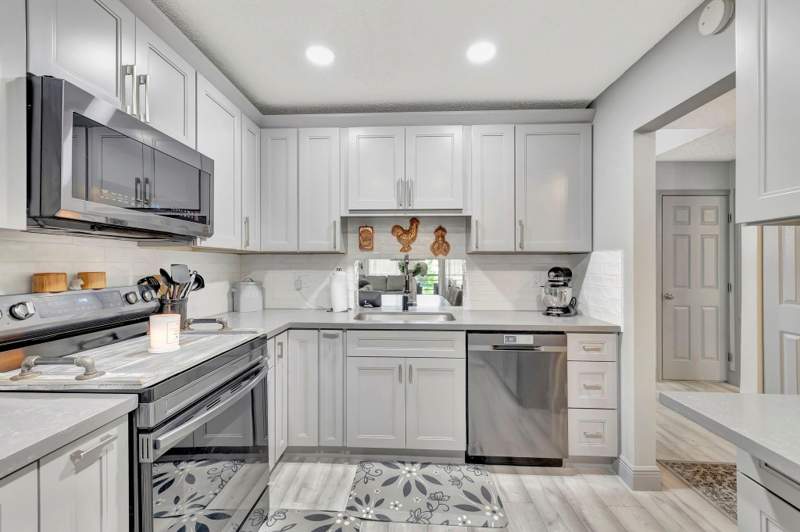 2 bedroom Condominium at 8799 Holly Court #202, The Cypress At Woodmont, Tamarac — photo 4