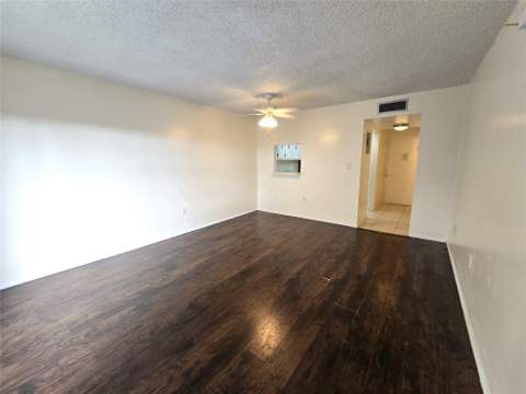 4334 NW 9th Avenue #9-3B, Deerfield Beach FL - photo 8 of 13