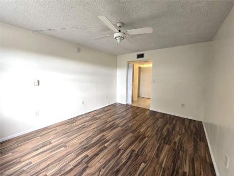 4334 NW 9th Avenue #9-3B, Deerfield Beach FL - photo 10 of 13