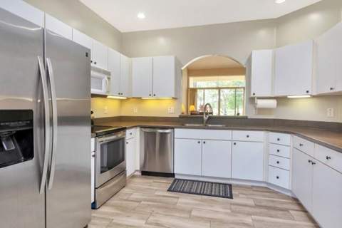 676 W Palm Aire Drive, Pompano Beach FL - photo 11 of 51