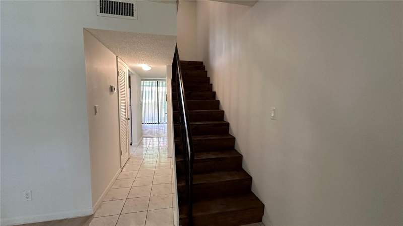 2 bedroom Townhouse at 745 SE 1st Way #97, Vista Gardens, Deerfield Beach — photo 4