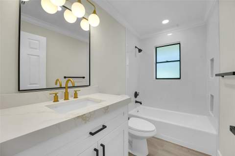 11457 Shady Oaks Lane, North Palm Beach FL - photo 8 of 35
