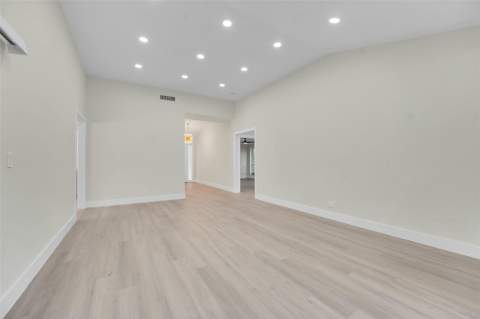 11457 Shady Oaks Lane, North Palm Beach FL - photo 11 of 35
