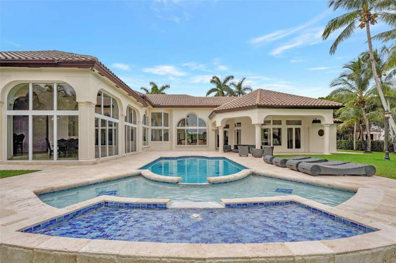 7 bedroom Single Family Residence at 3440 Stallion Lane, Isles Of Windmill Ranch 1, Weston — photo 4