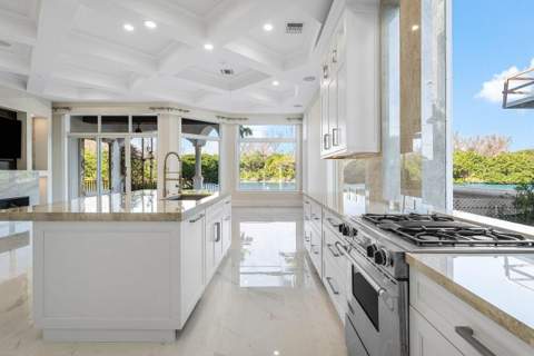549 NE 19th Avenue #C, Deerfield Beach FL - photo 18 of 75