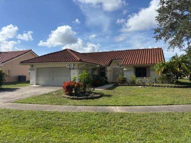 3 bedroom Single Family Residence at 9332 Laurel Green Drive, Sun Valley 02, Boynton Beach — photo 1
