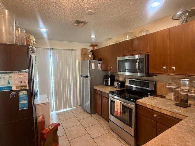 2 bedroom Townhouse at 795 Crystal Lake Drive #795, Crystal View Towhomes, Deerfield Beach — photo 1