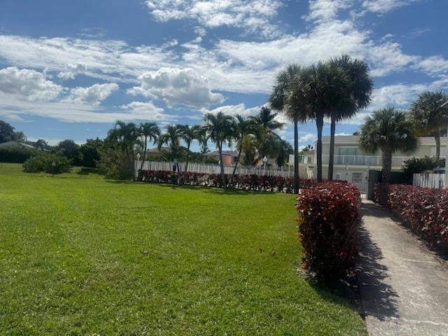 2 bedroom Townhouse at 795 Crystal Lake Drive #795, Crystal View Towhomes, Deerfield Beach — photo 5
