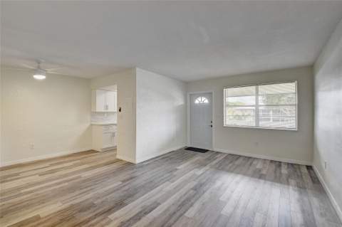 30 SE 13th Street #B2, Boca Raton FL - photo 7 of 23