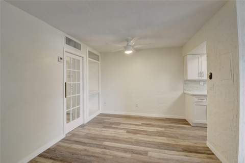 30 SE 13th Street #B2, Boca Raton FL - photo 8 of 23