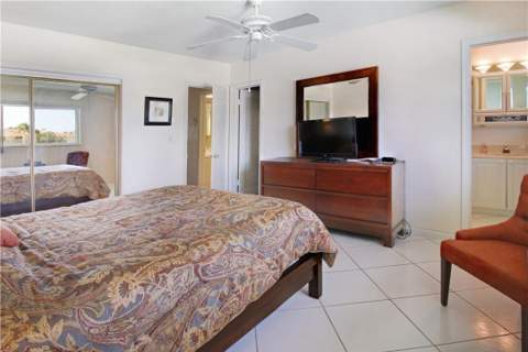 2100 NE 38th Street #222, Lighthouse Point FL - photo 18 of 21