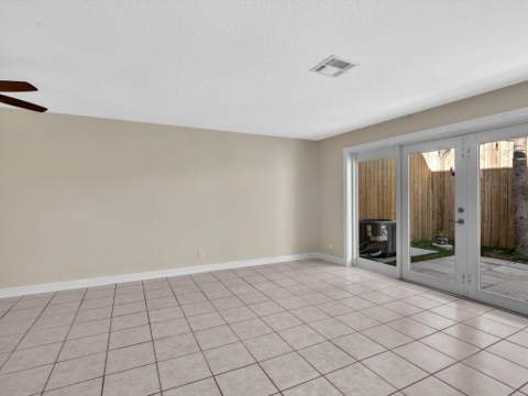 499 SE 13th Street #8e, Fort Lauderdale FL - photo 12 of 34