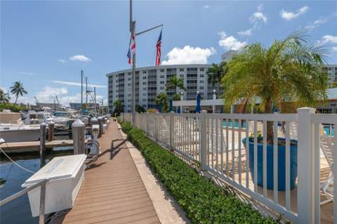 2731 NE 14th Street Causeway #710, Pompano Beach FL - photo 8 of 44