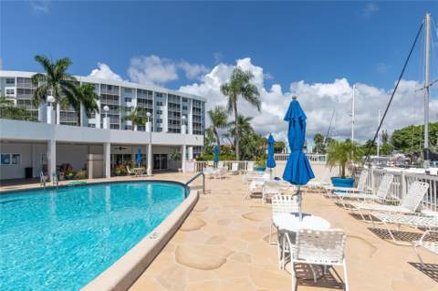 2731 NE 14th Street Causeway #710, Pompano Beach FL - photo 9 of 44