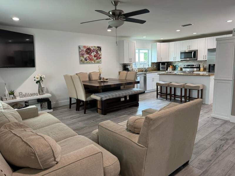3 bedroom Single Family Residence at 2310 NW 2nd Street, Collier City 31-1 B, Pompano Beach — photo 2