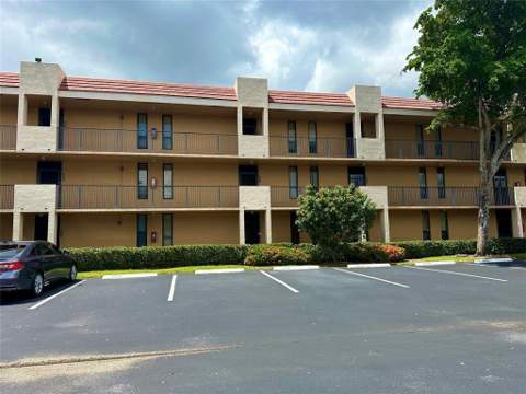 5609 Coral Lake #109, Margate FL - photo 22 of 25