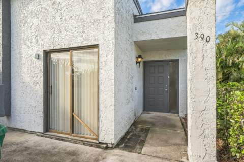 390 SW Colesbury Avenue, Port St. Lucie FL - photo 14 of 31
