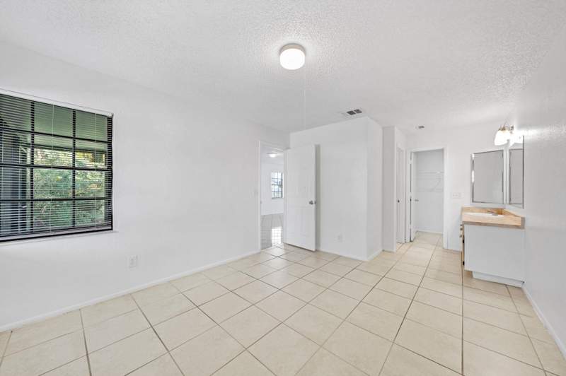 2 bedroom Villa at 390 SW Colesbury Avenue, Villas Windmill Point 2, Port St. Lucie — photo 2