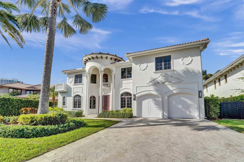 7 bedroom Single Family Residence at 642 Palm Drive, Golden Isles Sec A Rev, Hallandale Beach — photo 5