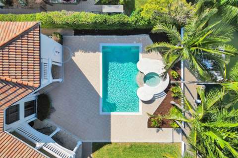 642 Palm Drive, Hallandale Beach FL - photo 10 of 76