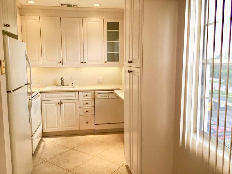 2 bedroom Condominium at 336 Brighton H #336, Century Village, Boca Raton — photo 3
