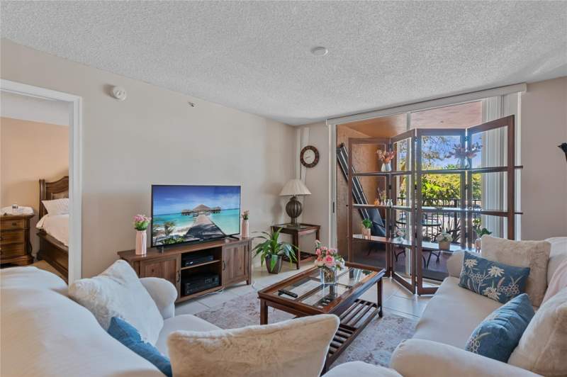 3 bedroom Condominium at 2133 Renaissance Boulevard #205, Enclave At Miramar, Miramar — photo 2