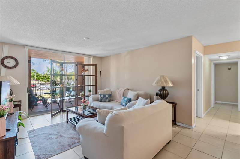3 bedroom Condominium at 2133 Renaissance Boulevard #205, Enclave At Miramar, Miramar — photo 3