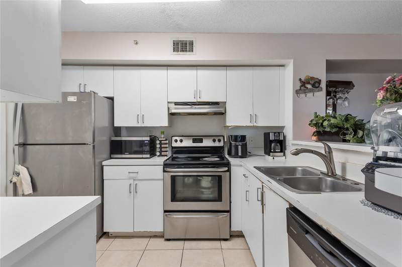 3 bedroom Condominium at 2133 Renaissance Boulevard #205, Enclave At Miramar, Miramar — photo 5