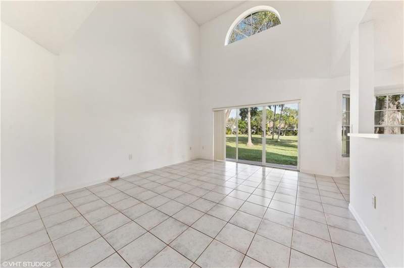 3 bedroom Single Family Residence at 7697 NW 25th Street, Holiday Spgs East 133-49, Margate — photo 4