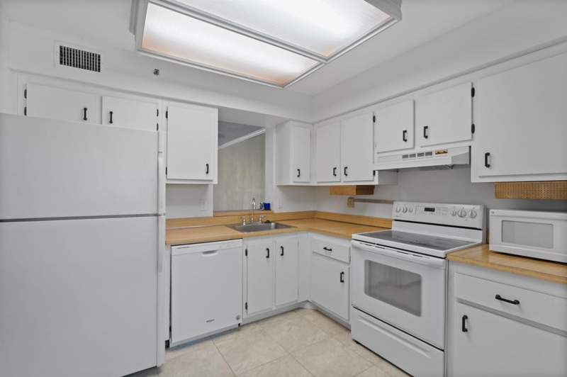2 bedroom Condominium at 4550 NW 18th Avenue #301, Waters Edge Towers Condo, Deerfield Beach — photo 2