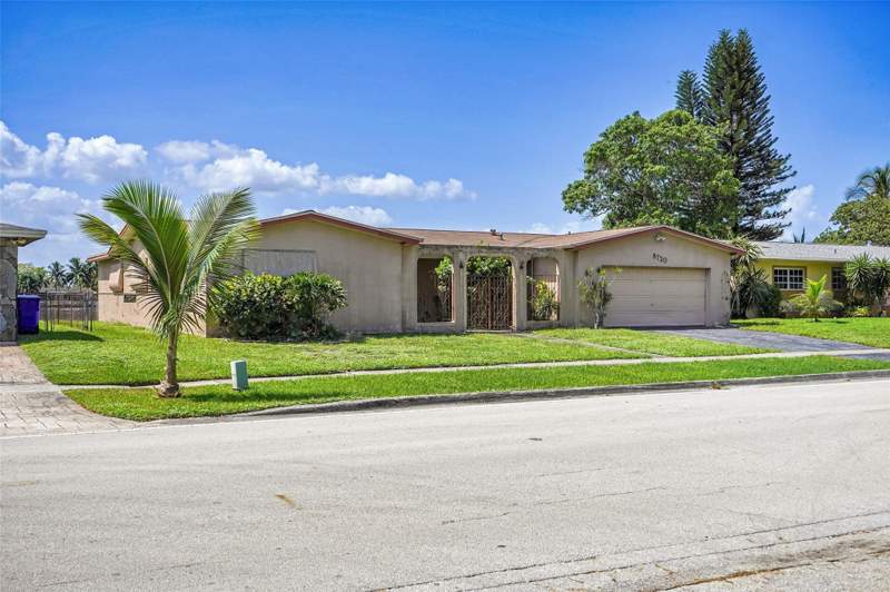 3 bedroom Single Family Residence at 8720 Pasadena Boulevard, Pasadena Lakes West 69-37, Pembroke Pines — photo 3