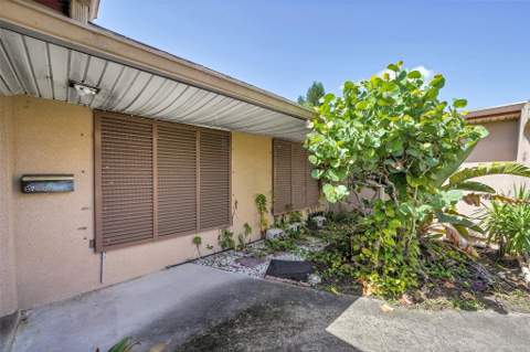 8720 Pasadena Boulevard, Pembroke Pines FL - photo 7 of 43