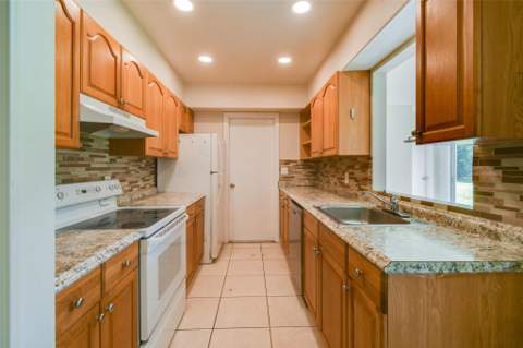 458 SE Galleon Lane, Port St. Lucie FL - photo 8 of 31