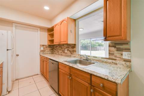 458 SE Galleon Lane, Port St. Lucie FL - photo 11 of 31