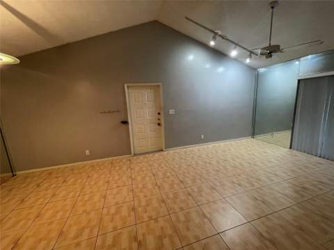 3083 N Oakland Forest Drive #308, Oakland Park FL - photo 11 of 52