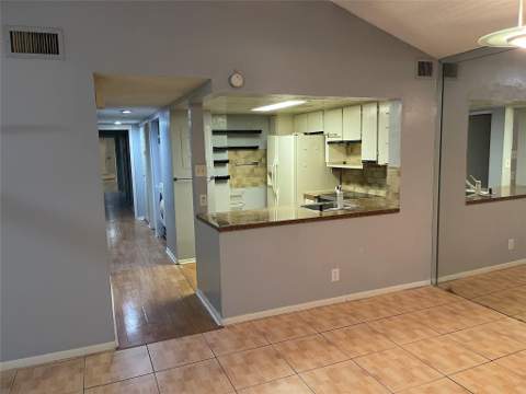 3083 N Oakland Forest Drive #308, Oakland Park FL - photo 15 of 52
