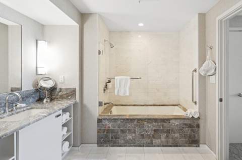 551 N Fort Lauderdale Beach Boulevard #R1902, Fort Lauderdale FL - photo 8 of 36