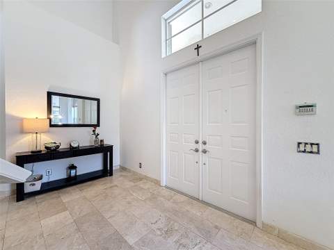 1673 Victoria Pointe Circle, Weston FL - photo 11 of 98