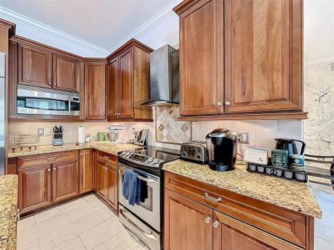 1673 Victoria Pointe Circle, Weston FL - photo 18 of 98