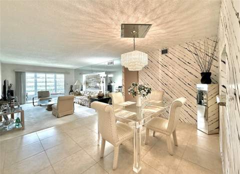 2504 Antigua Terrace #D2, Coconut Creek FL - photo 9 of 34