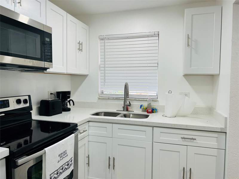 2 bedroom Condominium at 2871 E Sunrise Lakes Drive #101, Sunrise Lakes 15 Condo, Sunrise — photo 3