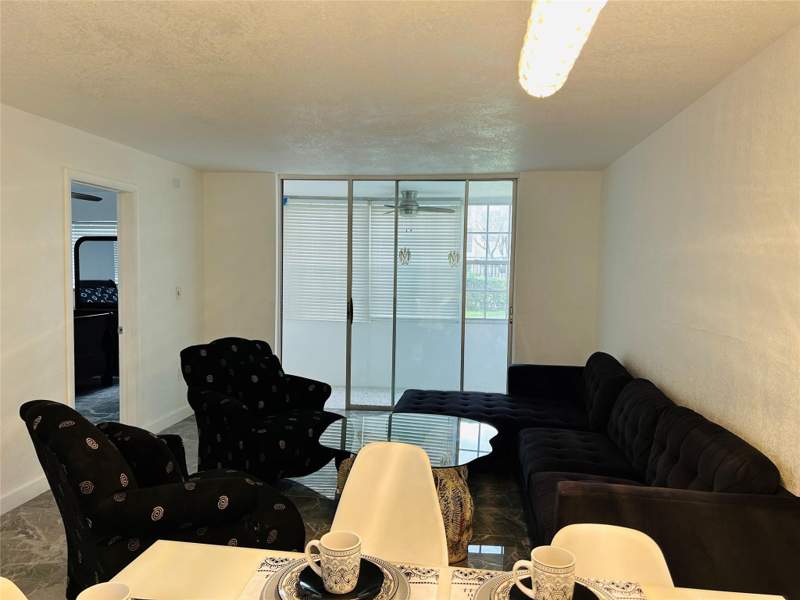 2 bedroom Condominium at 2871 E Sunrise Lakes Drive #101, Sunrise Lakes 15 Condo, Sunrise — photo 5