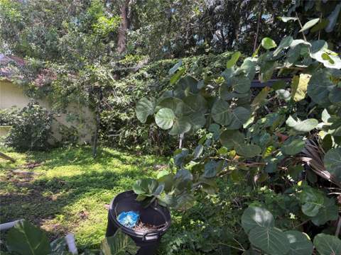 2109 Pinehurst Drive, West Palm Beach FL - photo 24 of 28