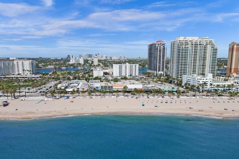 1 bedroom Condominium at 200 S Birch Road #305, Leisure Beach, Fort Lauderdale — photo 3