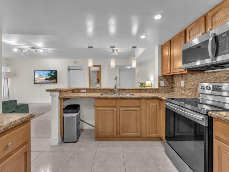 2 bedroom Condominium at 9022 W Atlantic Boulevard #213, Visconti, Coral Springs — photo 3