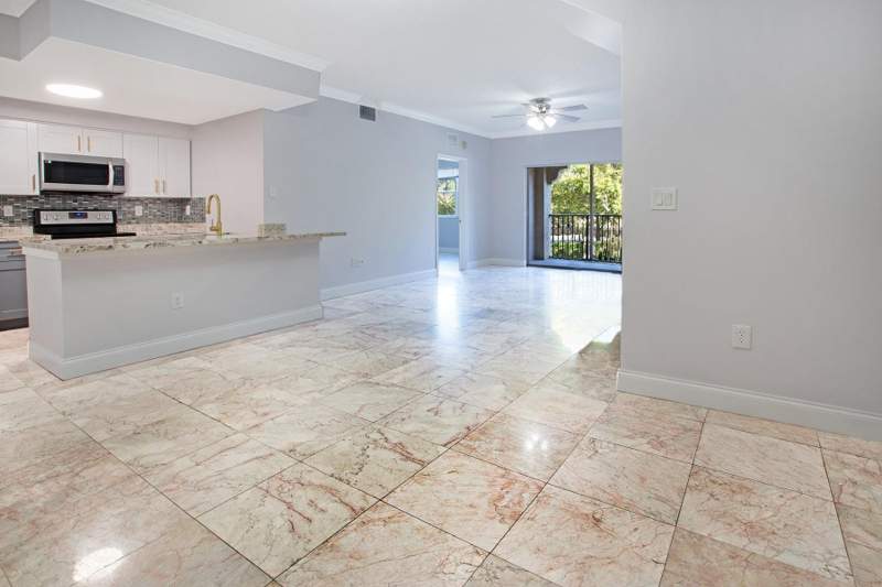 3 bedroom Condominium at 5860 W Sample Road #204, poinciana, Coral Springs — photo 3